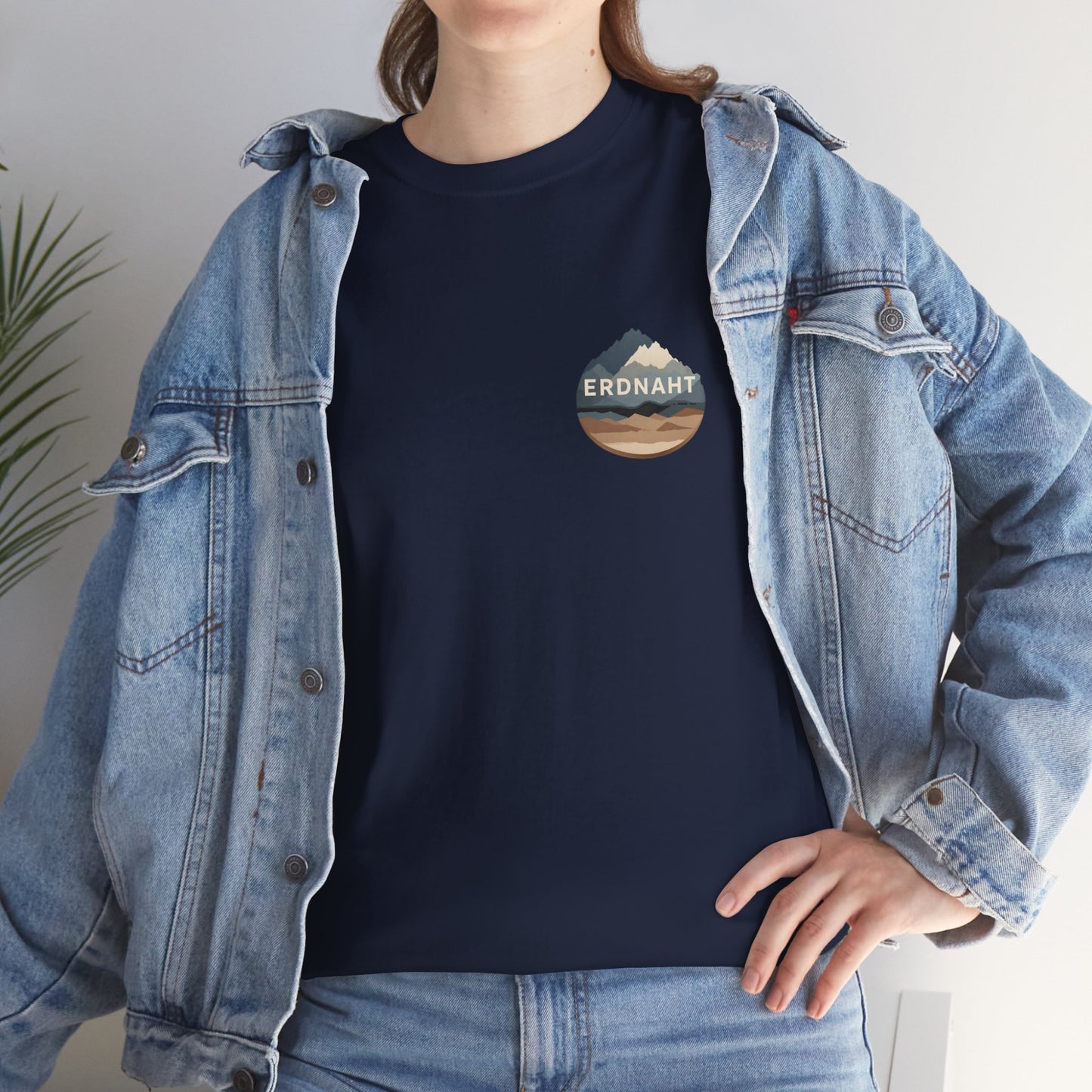Ruhige Bergkontur – T-Shirt – Heavy Cotton Unisex