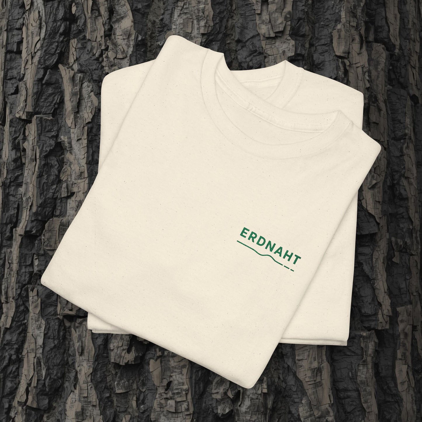 Erdspur Stick – T-Shirt – Heavy Cotton Unisex – K4