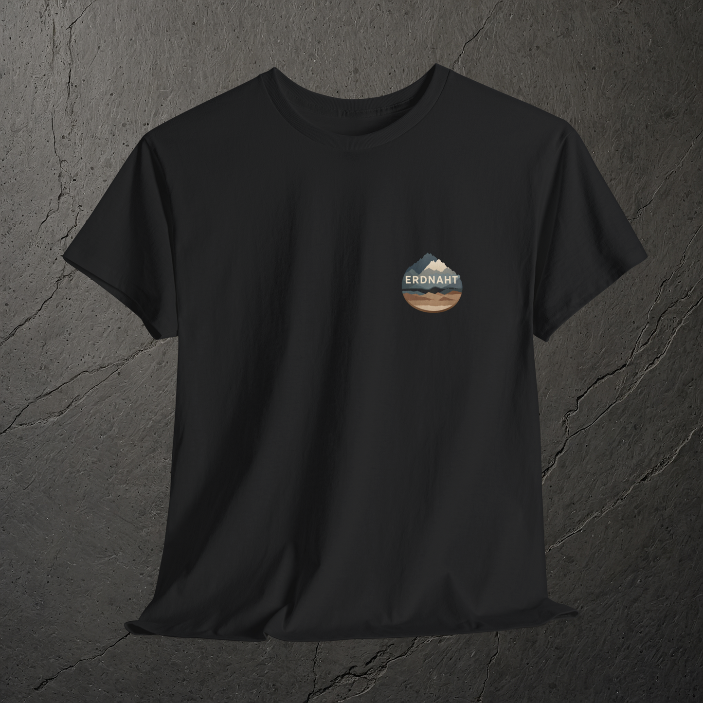 Ruhige Bergkontur – T-Shirt – Heavy Cotton Unisex