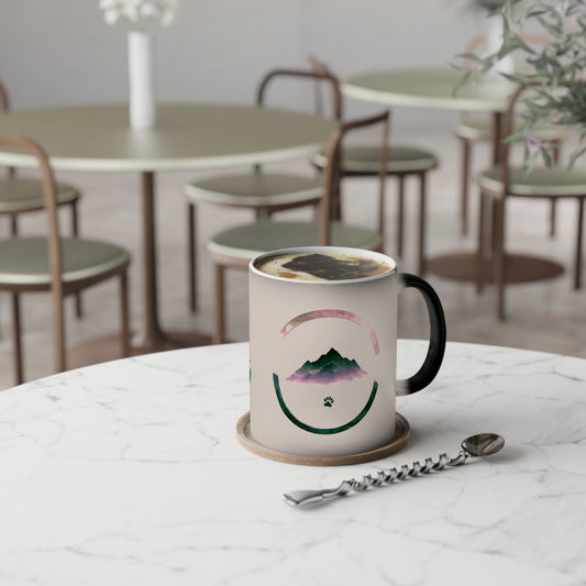 Spur im Morgennebel – Magic Mug – 325mL