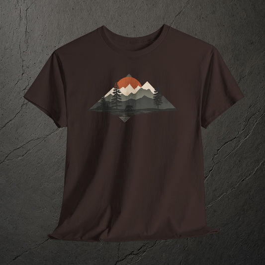 World - Sunset at a mountain lake – T-shirt – Heavy Cotton Unisex 